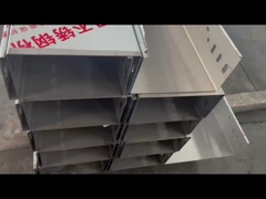 Plateau de câbles ventilés en acier inoxydable pour une installation à faible entretien