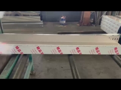 Plateau de câbles en acier inoxydable finition polie avec caractéristique de section droite