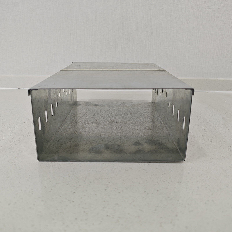Résistance au feu élevée type fond solide plateau de câble personnalisation longueur pour l' intérieur
