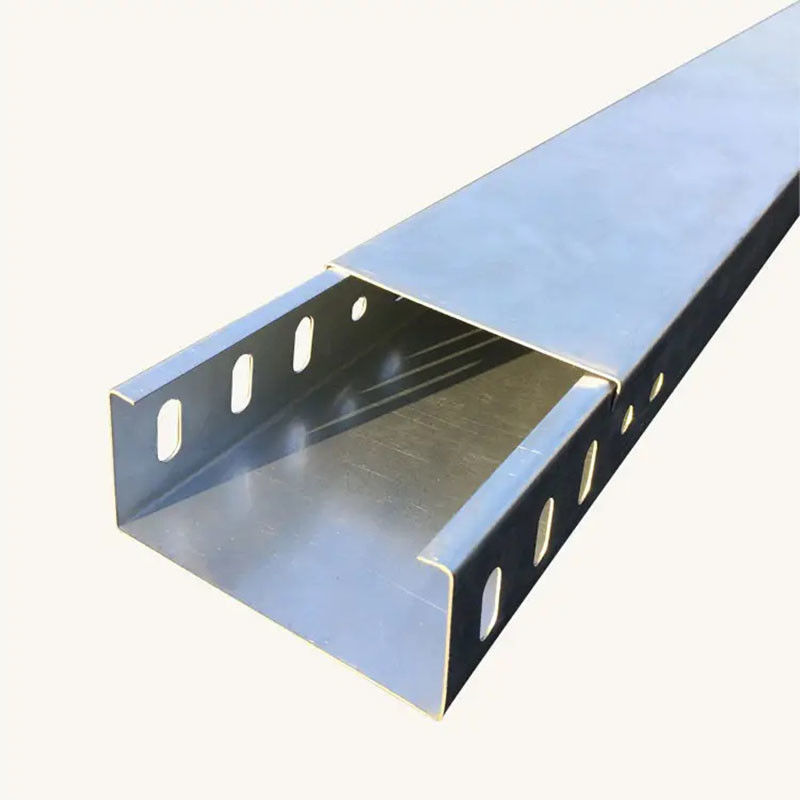 Plateau de câbles monté sur plancher argenté extrudé pour l'installation de plateaux de câbles perforés à fond solide sur mesure