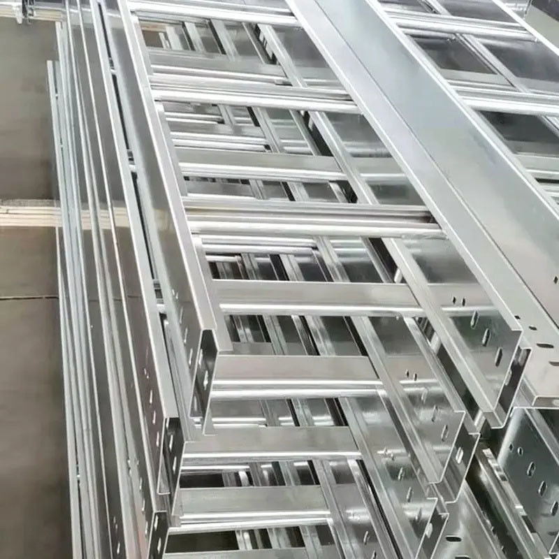 Plateau de pont galvanisé personnalisé flexible / plateau de câble en acier galvanisé pour une gestion solide des câbles